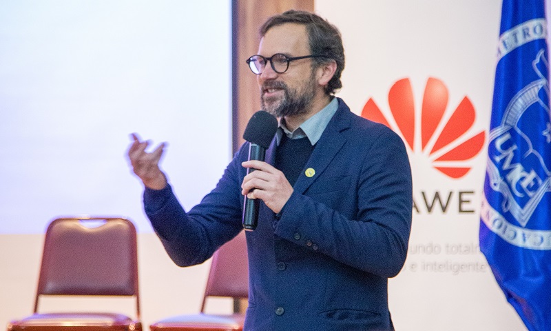 Lanzamiento marco orientador competencias digitales